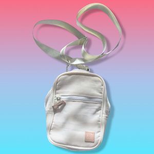 THREAD WALLETS OFF WHITE CROSSBODY BAG - CONVERTIBLE